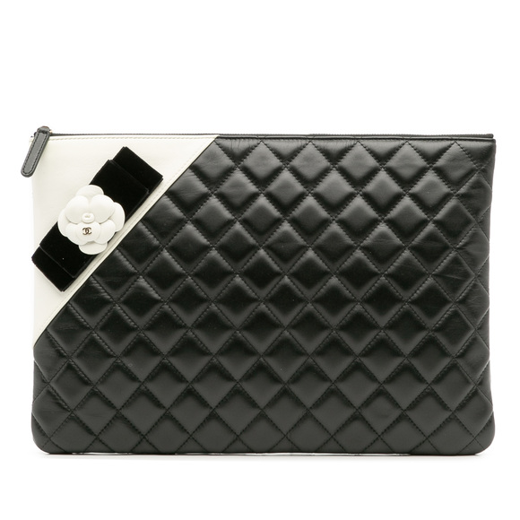 Pre-Loved Chanel Large Quilted Lambskin Camellia O Case Clutch - Picture 1 of 12